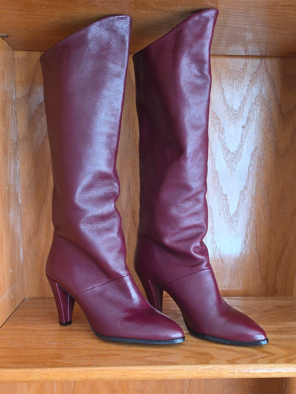 Vintage Joyce California Knee-high Boots in Burgundy Leather-NEW!!